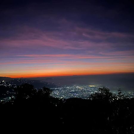 Superview Lodge, Best Himalayan Sunrise In Sarangkot Pokhara Eksteriør billede