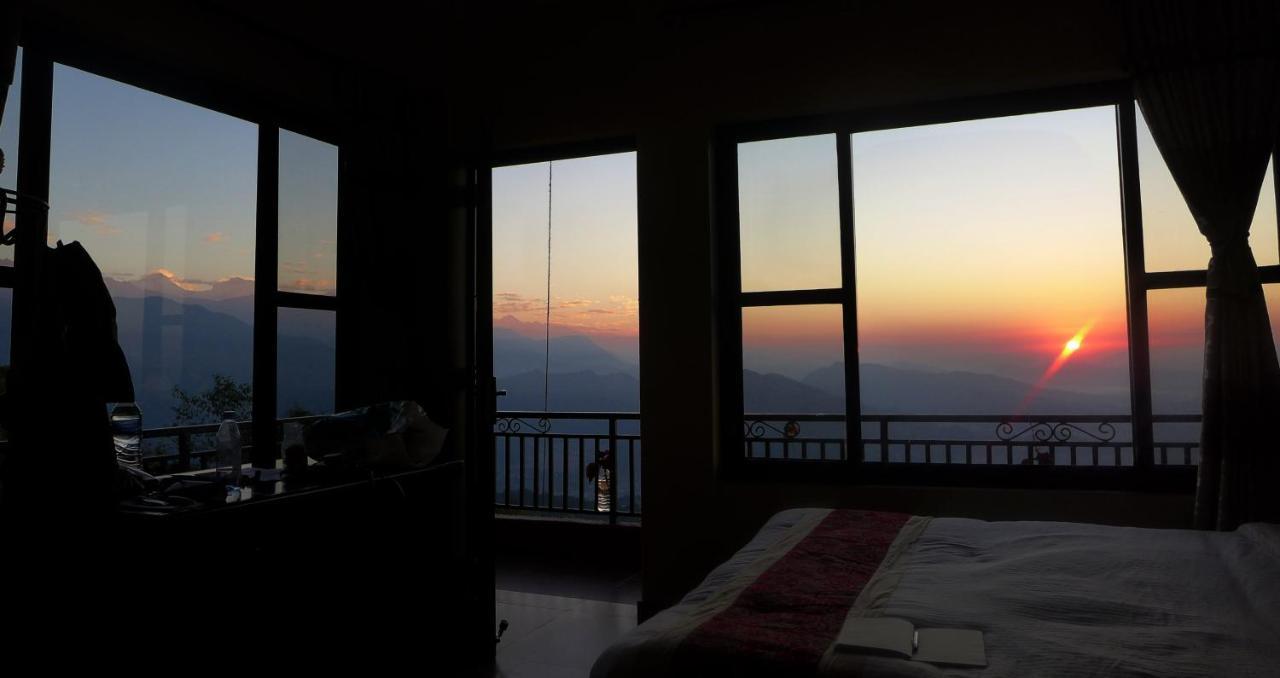Superview Lodge, Best Himalayan Sunrise In Sarangkot Pokhara Eksteriør billede