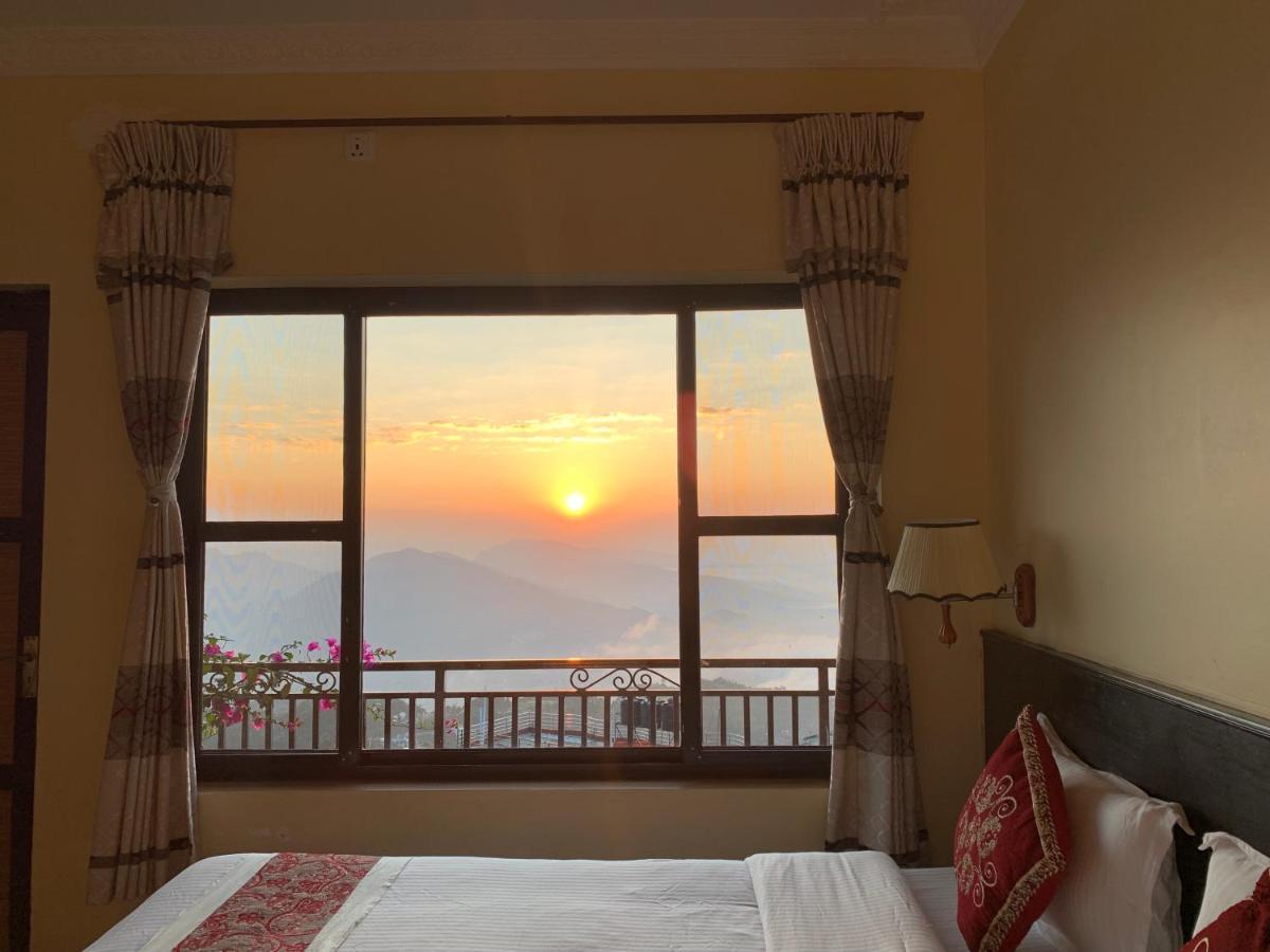 Superview Lodge, Best Himalayan Sunrise In Sarangkot Pokhara Eksteriør billede