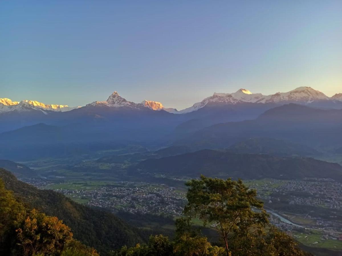 Superview Lodge, Best Himalayan Sunrise In Sarangkot Pokhara Eksteriør billede