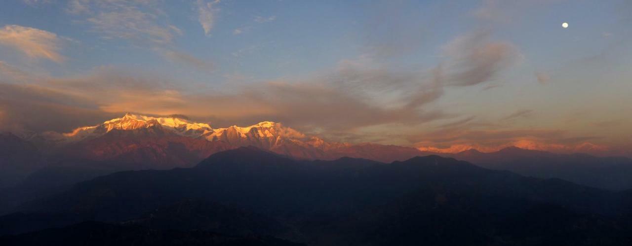 Superview Lodge, Best Himalayan Sunrise In Sarangkot Pokhara Eksteriør billede